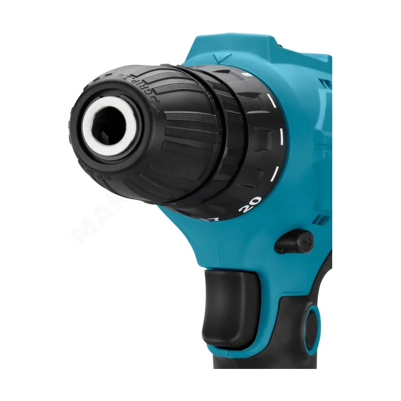 Makita DF0300 taladro 1500 RPM Sin llave 1,2 kg