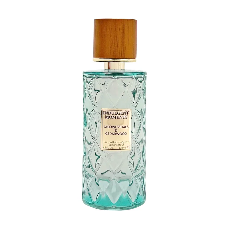 Indulgent moments jasmine petals & cedarwood