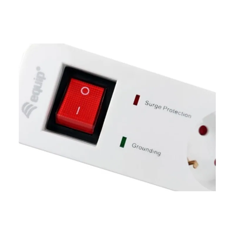 Equip Regleta CON 5 Tomas Cable DE RED DE 1.5 Metros + 2 Puertos USB Y Boton DE Apagado Encendido