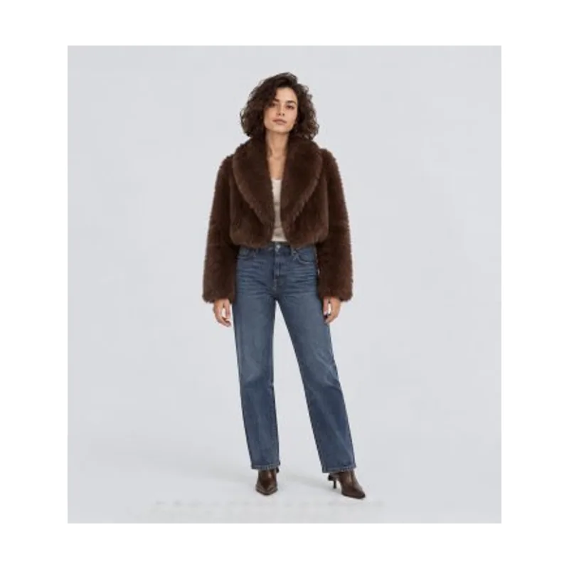 Chaqueta corta de pelo sintético 262TT2030