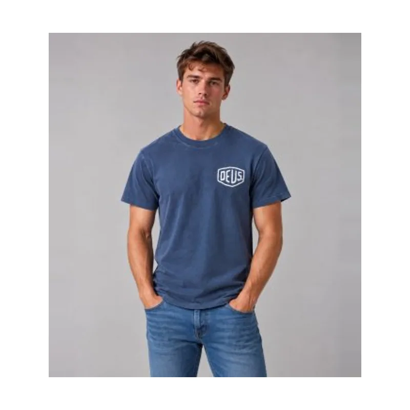 Deus Ex Machina Camiseta Shield Gd D263MTS127