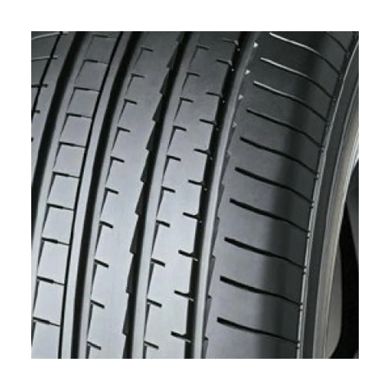 Yokohama Advan V61 235/50 R21 101W