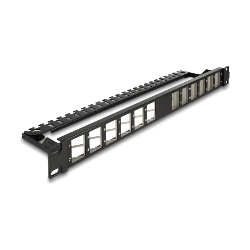 Delock Panel de conexión Keystone de 19" y 24 puertos en ángulo con alivio de tensión