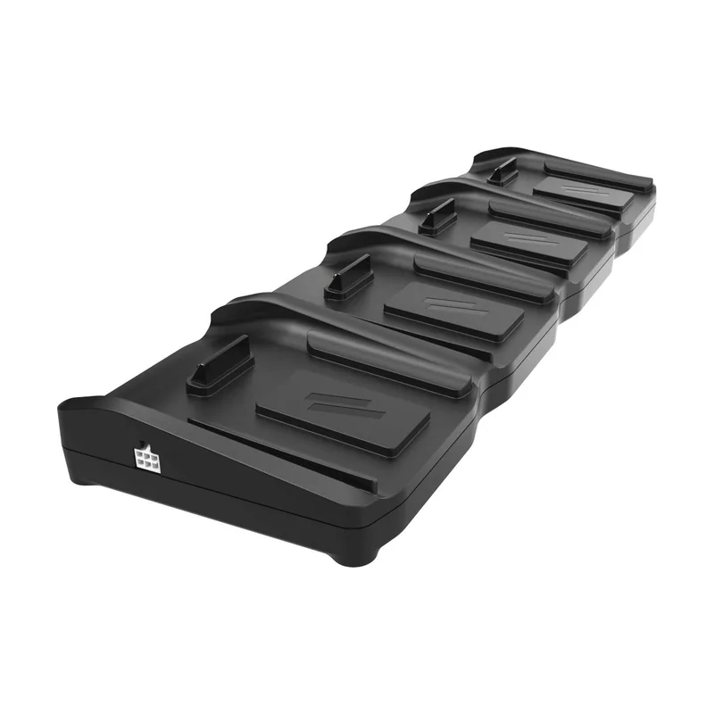 Four-bay charger for castles