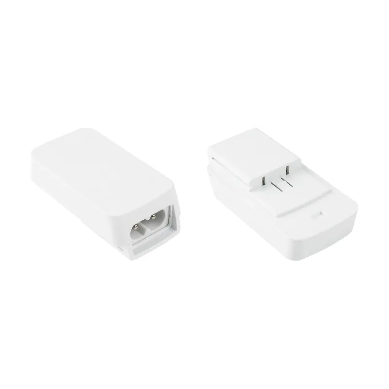 Alcasa PCA-W008W cargador de dispositivo Universal Blanco Corriente alterna Interior