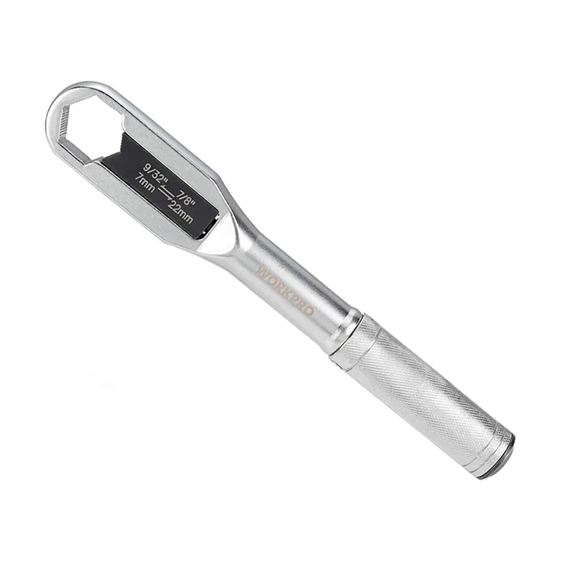 Llave ajustable universal 7