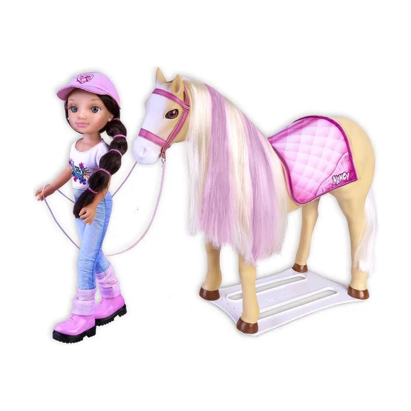 Un Día Con Su Caballo