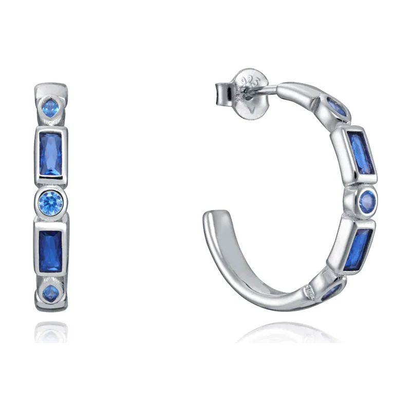 Pendientes Elegant de plata de ley con baño de rodio y aro abierto con circonitas 9121E000-33