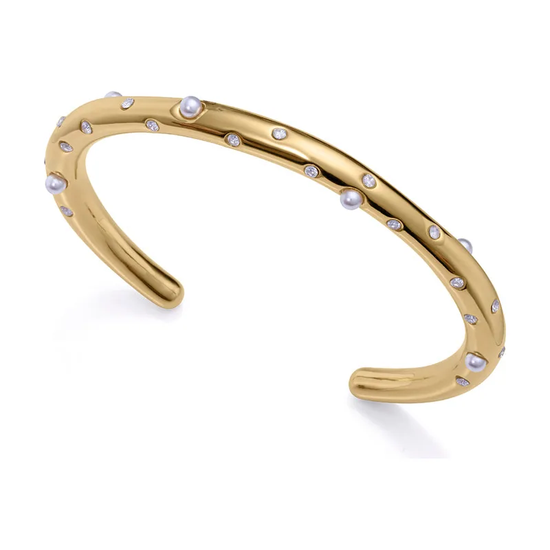 Pulsera esclava Chic de acero en Ip dorado con perlas sintéticas y circonitas 15148P01012