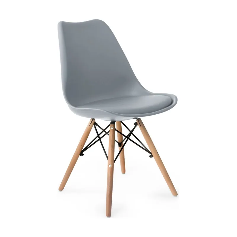 Silla con cojín fijo y patas de madera