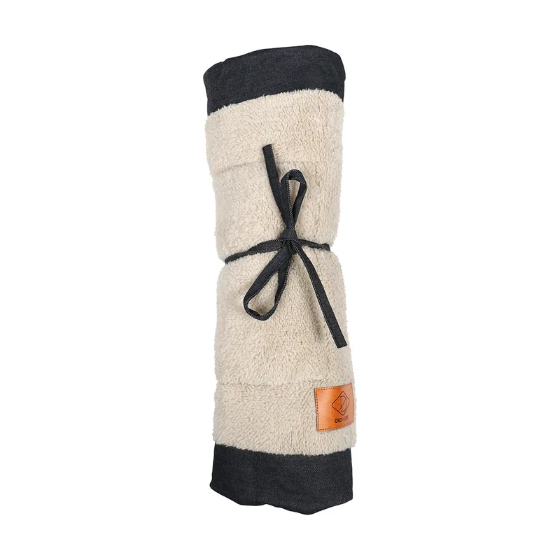 Manta Home Davy Beige para Perros 80x60x2 cm