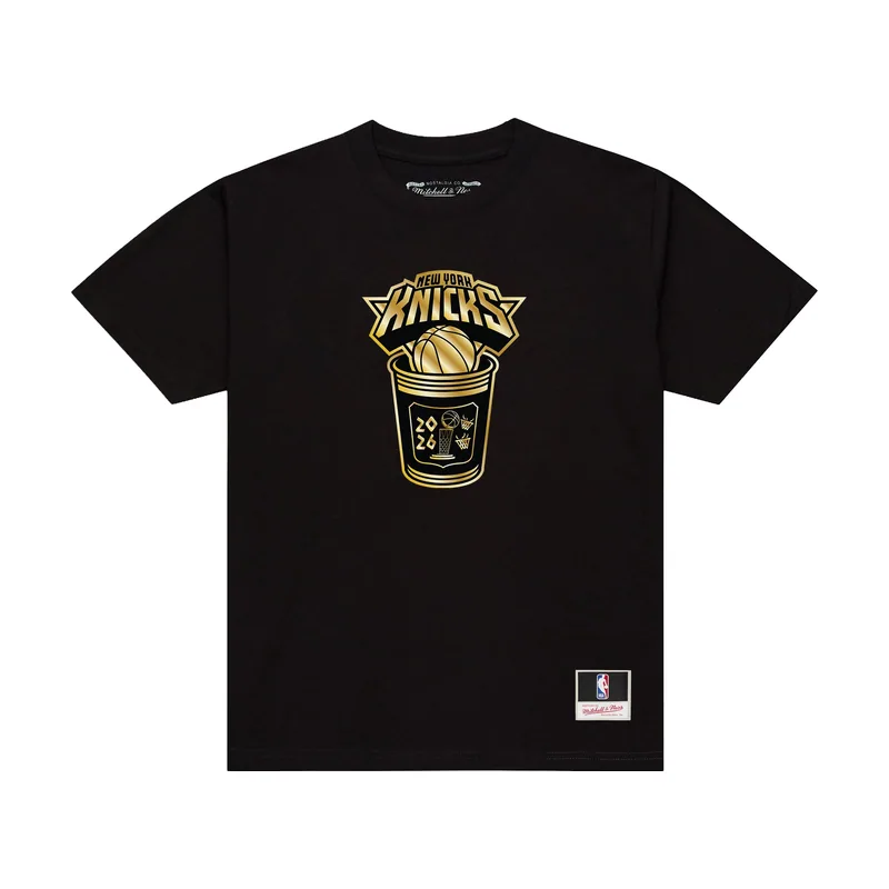 Camiseta negra para hombre New York Knicks Campeones de las Finales de la NBA 2026 Taza de café - Dorada