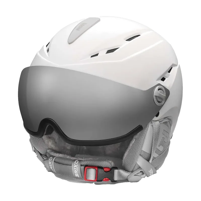 Casco Con Visera Chione