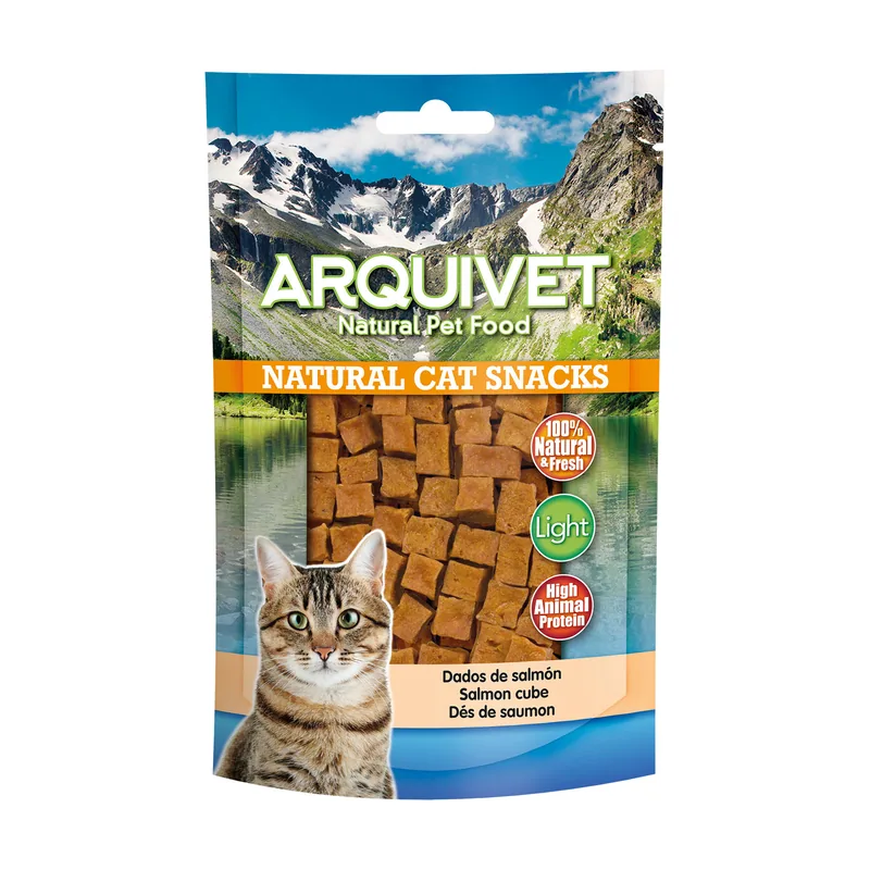Snack Natural para Gatos Dados de Salmón 50 GR