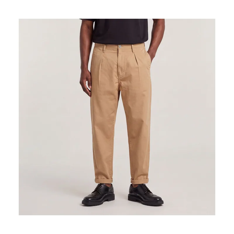 Pantalones Pleated Chino Relaxed Tapered - Marrón - Hombre D24543-D910