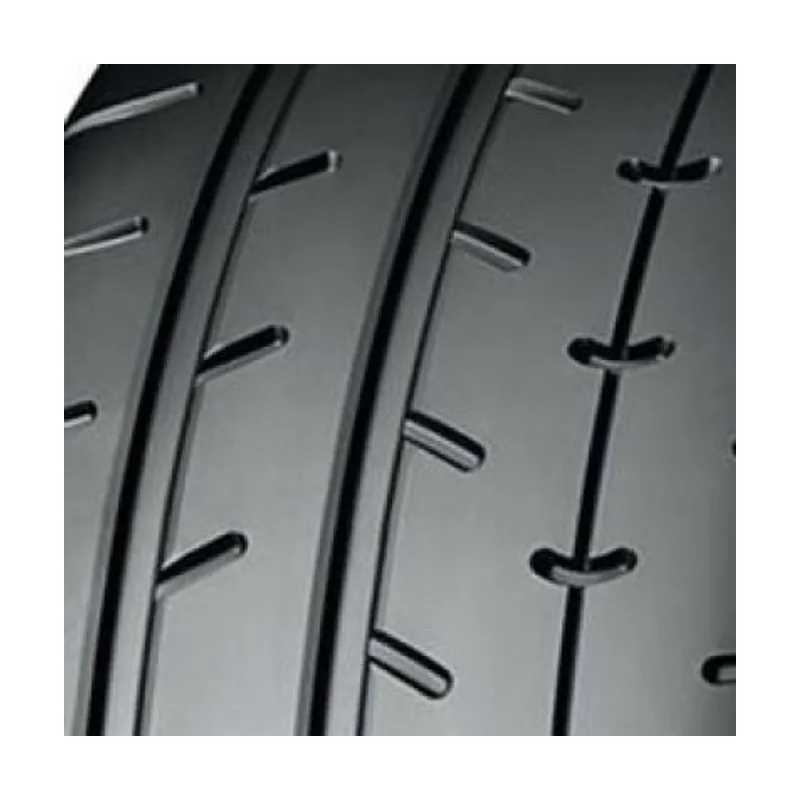 Yokohama Advan A052 265/45 R18 104Y