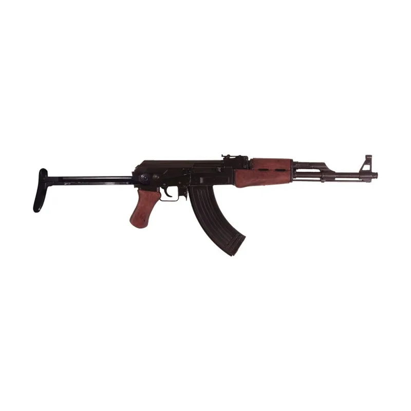 Réplica de fusil de asalto AK47 diseñado en 1947 por Mikhail Kalashnikov durante la 2 Guerra Mundial