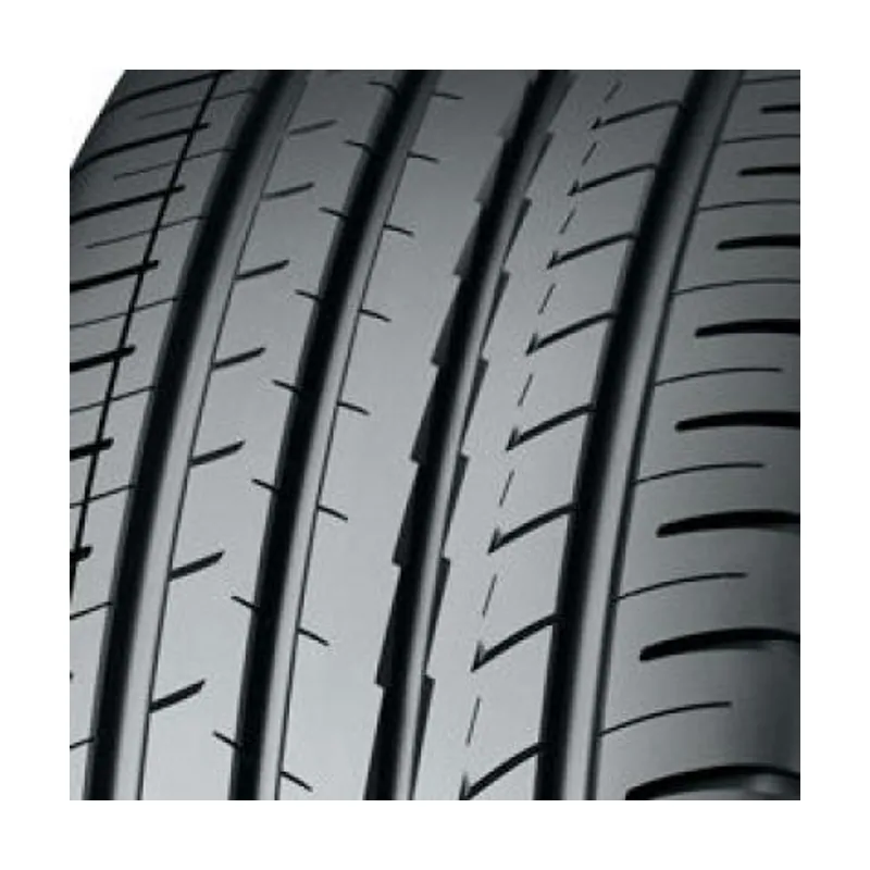 Yokohama BluEarth-GT AE51 245/35 R20