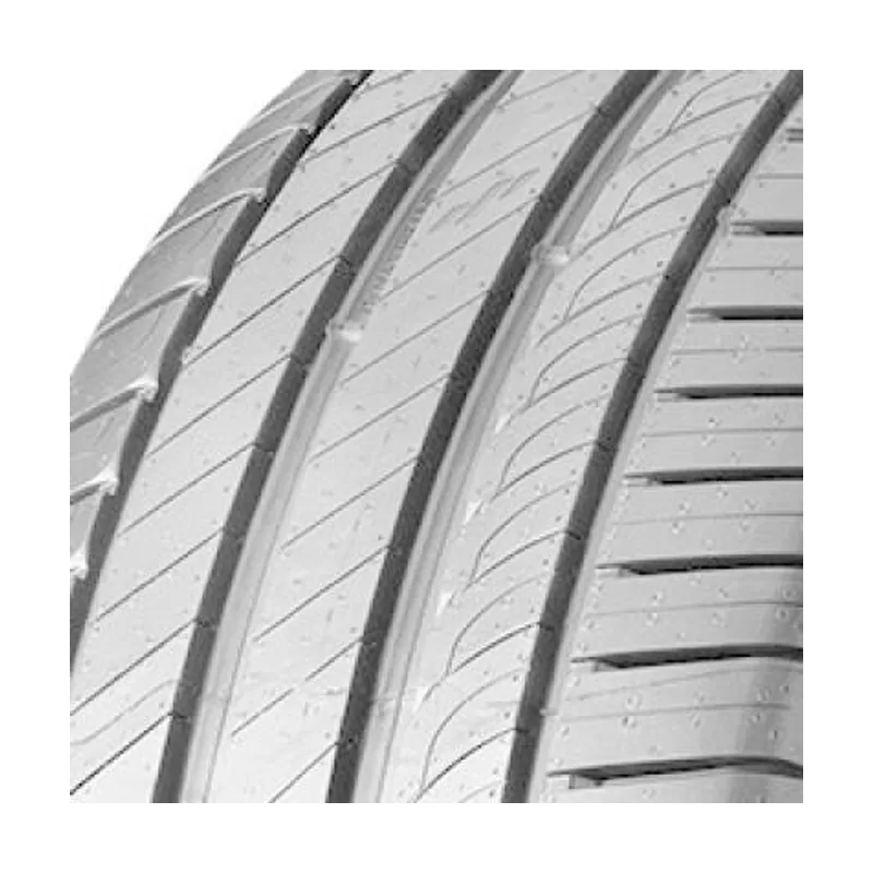 Kleber Dynaxer UHP 215/45 R17