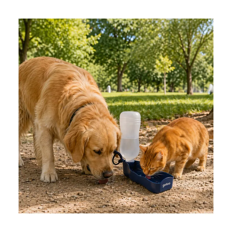 Gotoo Botella Bebedero Portátil de Plástico Azul para perros y gatos