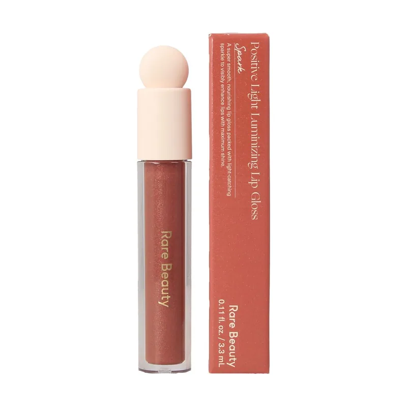 Rare Beauty POSITIVE LIGHT brillo de labios iluminador #Spark